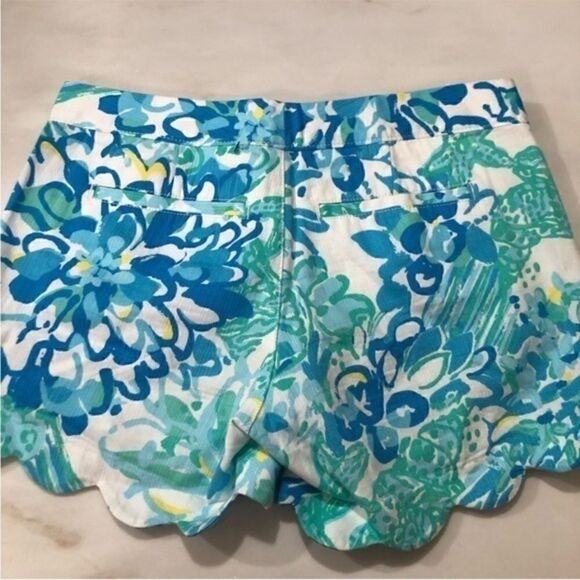Lilly Pulitzer Shorts - Picture 4 of 8